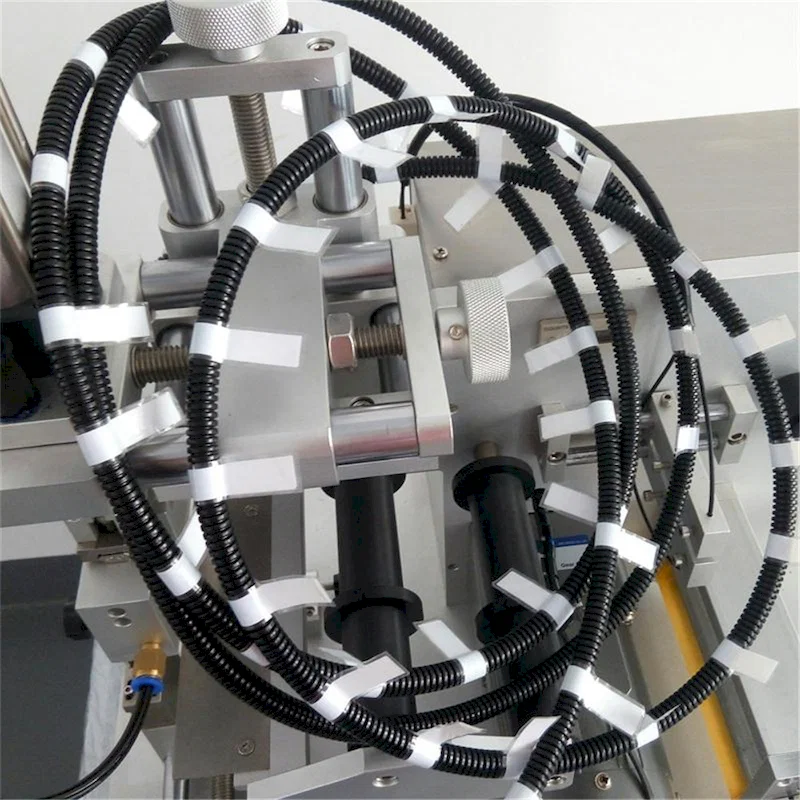  Selvklebende merkingsmaskin, etikettbrettemaskin 