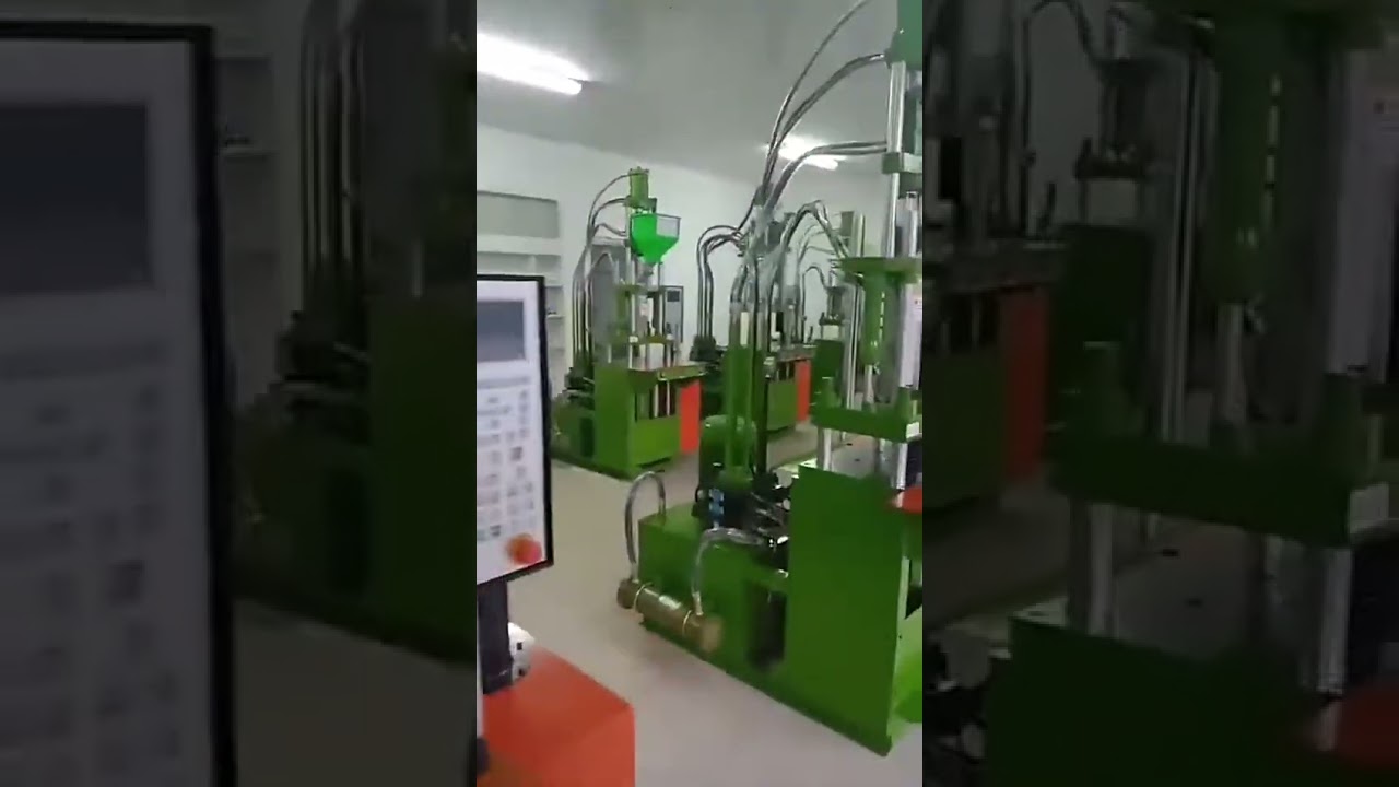 BORX 550-ST Vertical Plastic Injection Molding Machine for PVC, PUR, Rubber, ABS Power Plugs