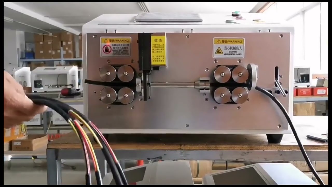 Kraftig 50mm² Kabelkutt- og Stripemaskin med Servomotor – Automatisert Prosess